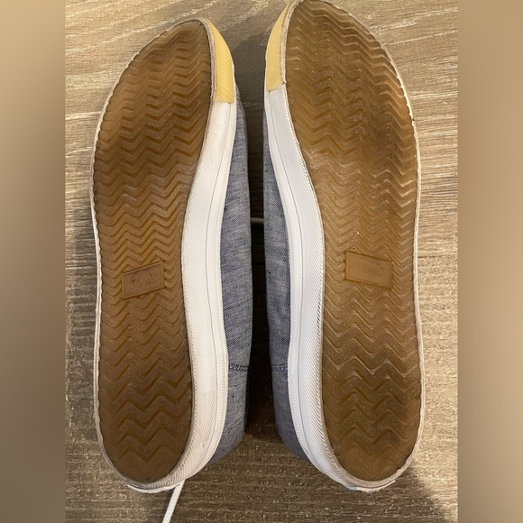 Toms size 9.5 - Picture 4 of 4